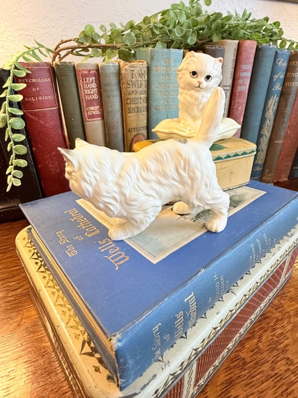Vintage White Ceramic Kitten on Pillow Figurine with Mama Cat